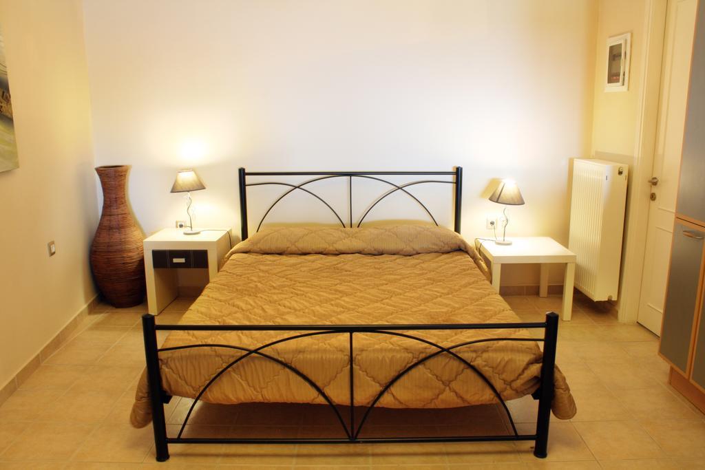 Mouse Island Aparthotel Πέραμα Εξωτερικό φωτογραφία