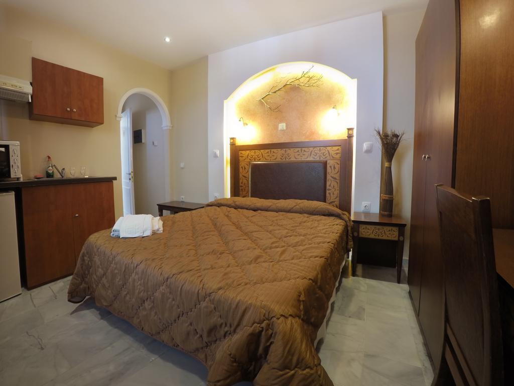 Mouse Island Aparthotel Πέραμα Εξωτερικό φωτογραφία