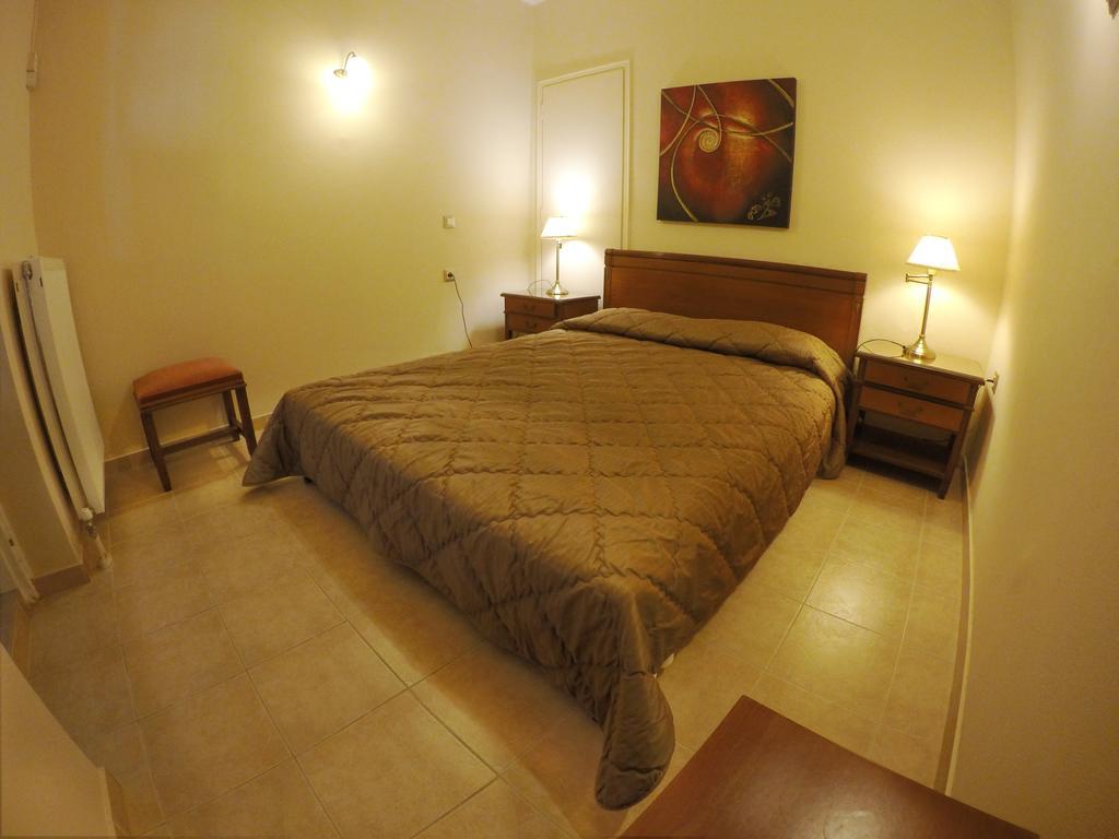 Mouse Island Aparthotel Πέραμα Εξωτερικό φωτογραφία